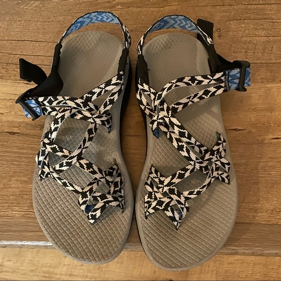 Chacos. Black and white, like new - Picture 1 of 6